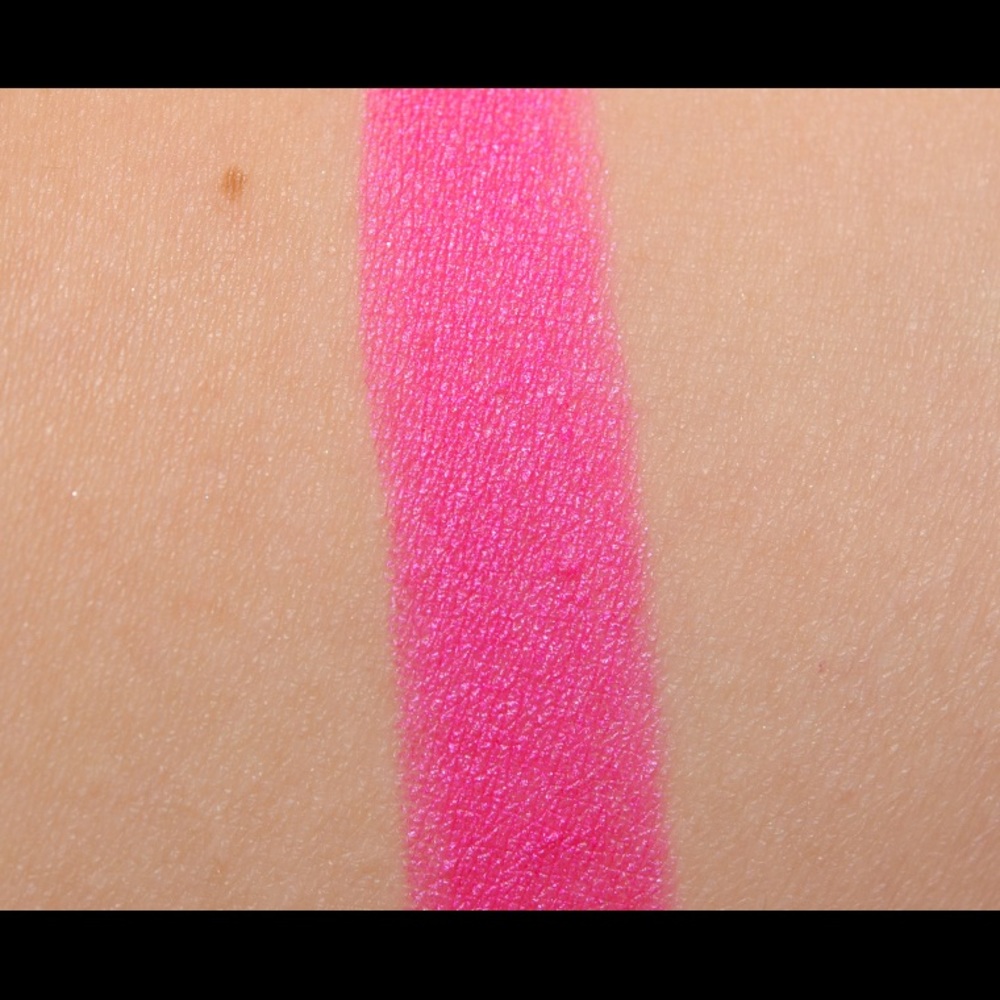 kat von d studded kiss lipstick sexer - Picture 7 of 12